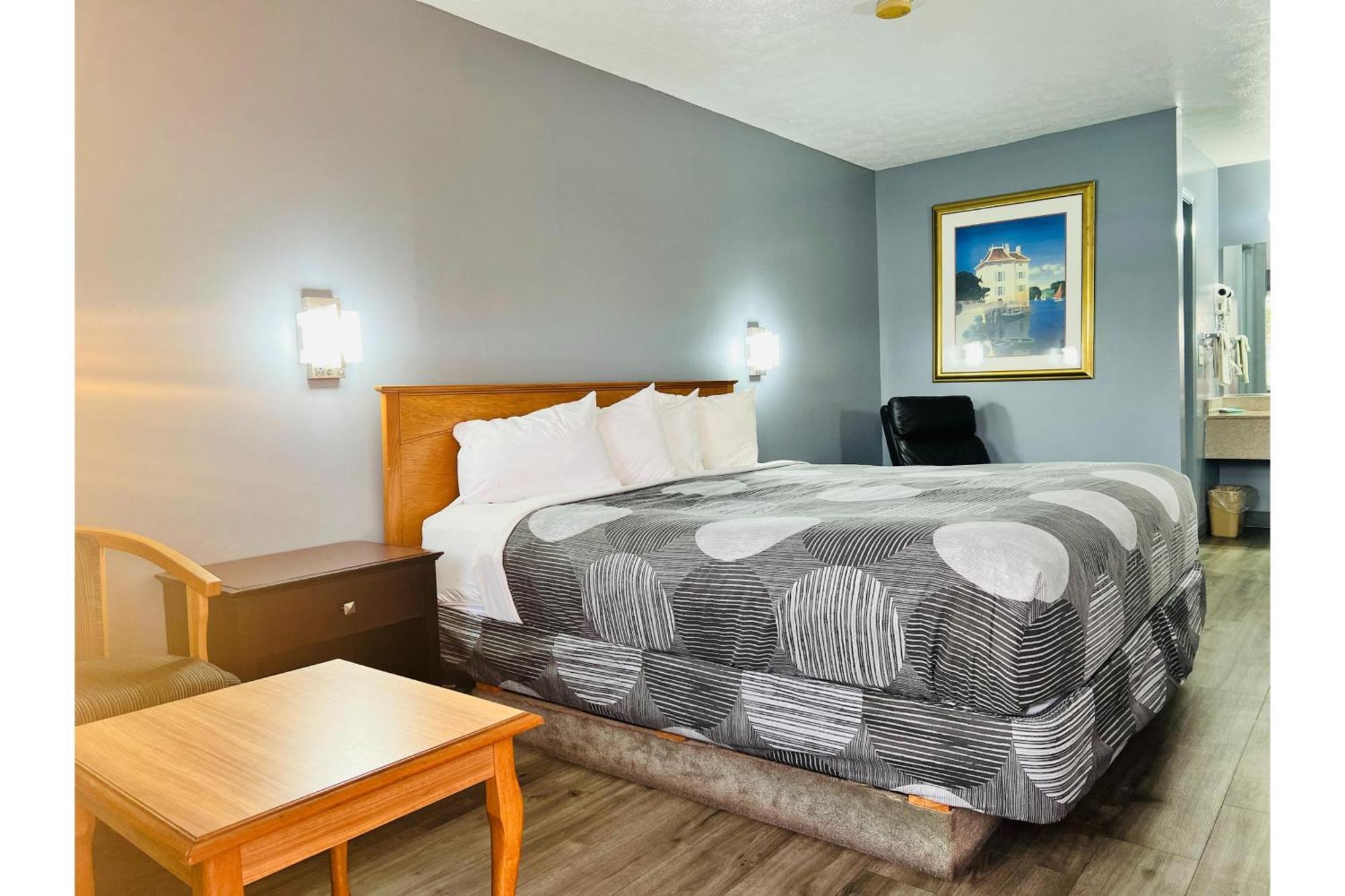 Relax Inn Marshall Exterior photo